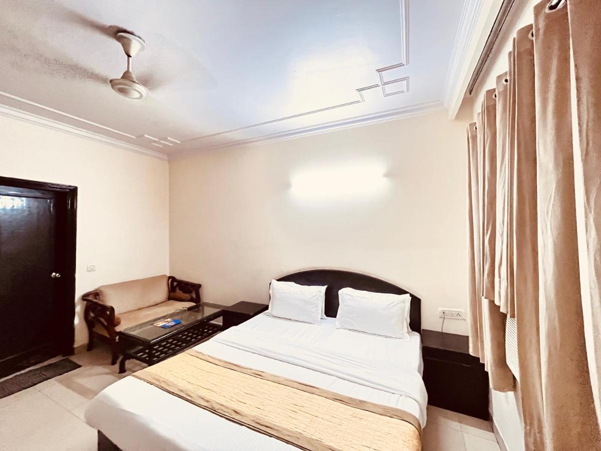 Ashoka Hotel Karol Bagh Delhi Нью-Дели Экстерьер фото