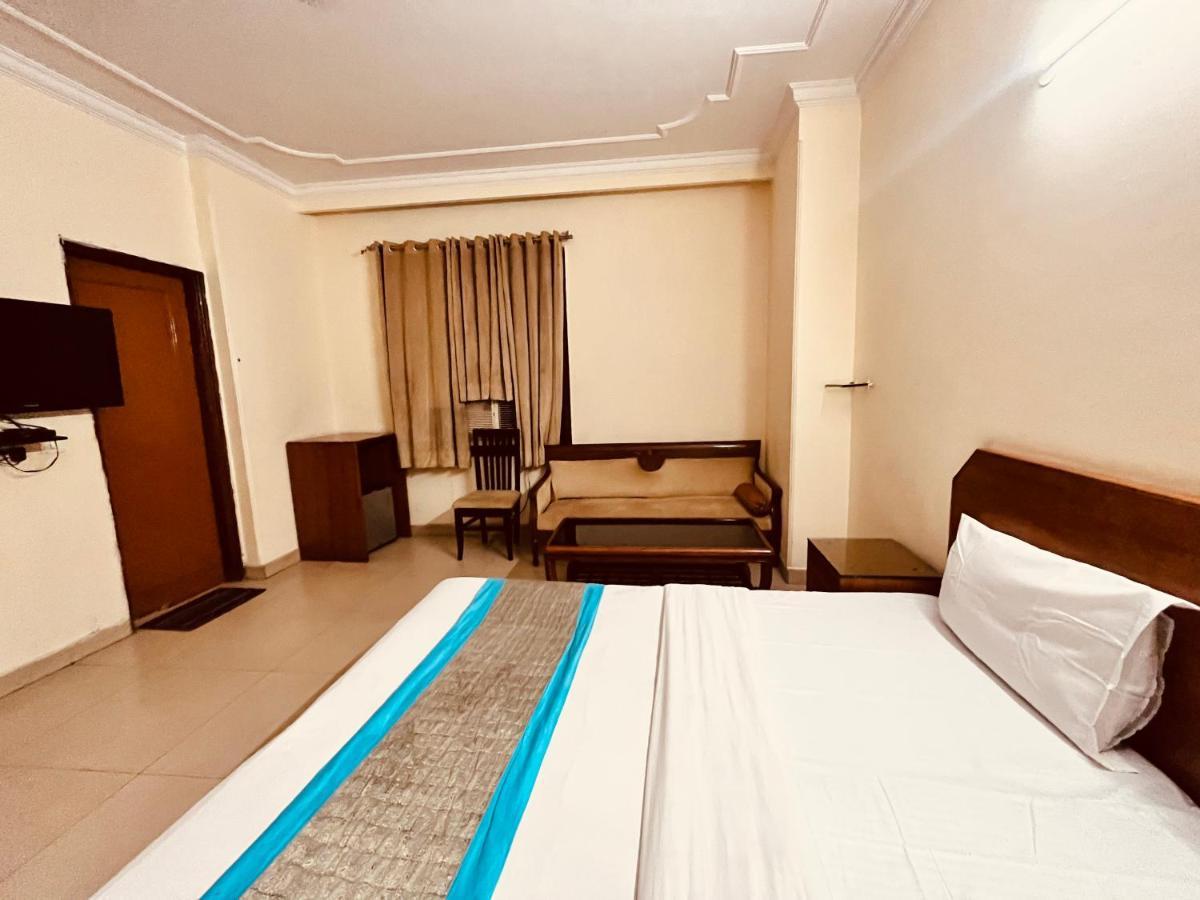Ashoka Hotel Karol Bagh Delhi Нью-Дели Экстерьер фото