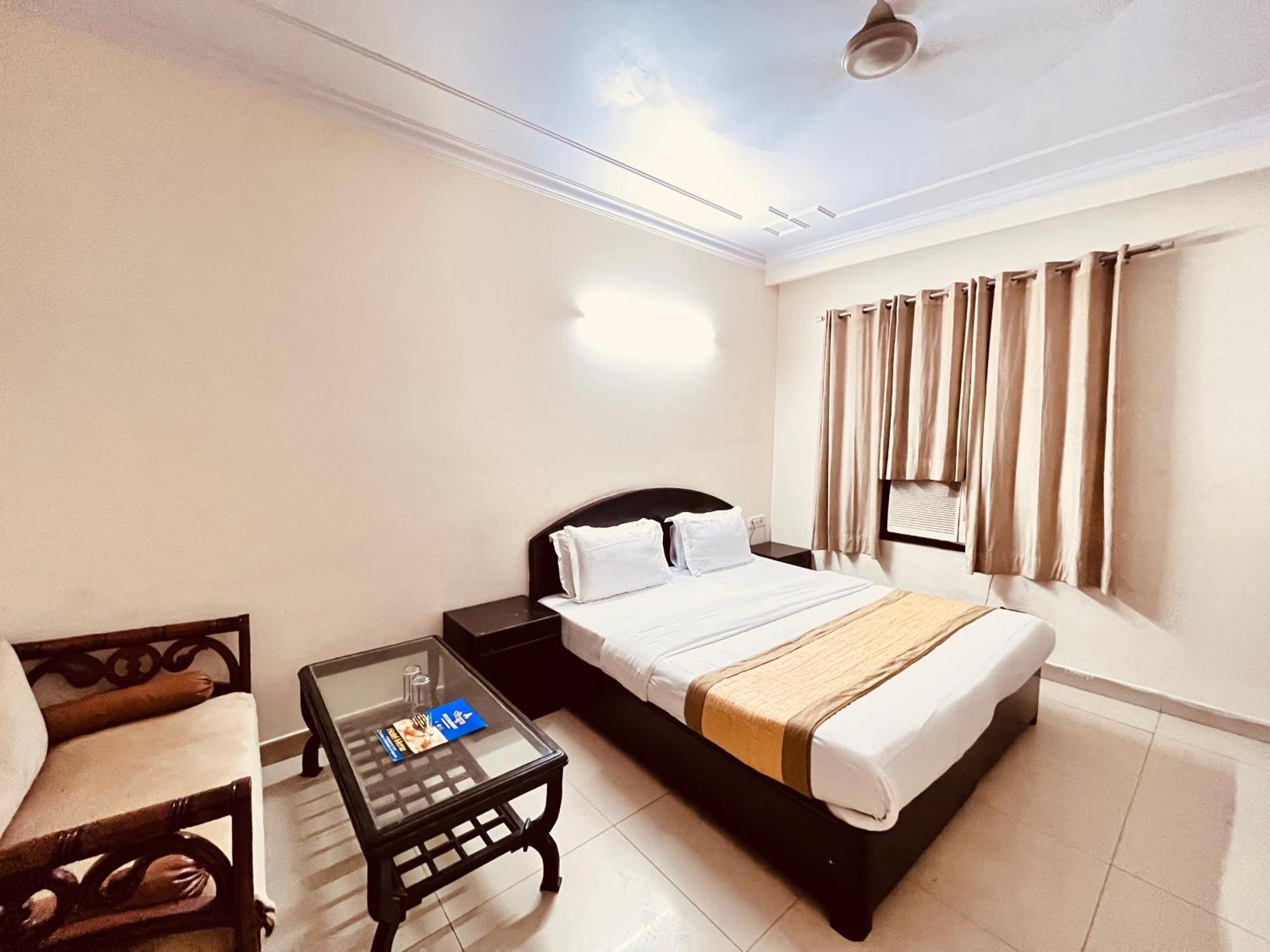 Ashoka Hotel Karol Bagh Delhi Нью-Дели Экстерьер фото
