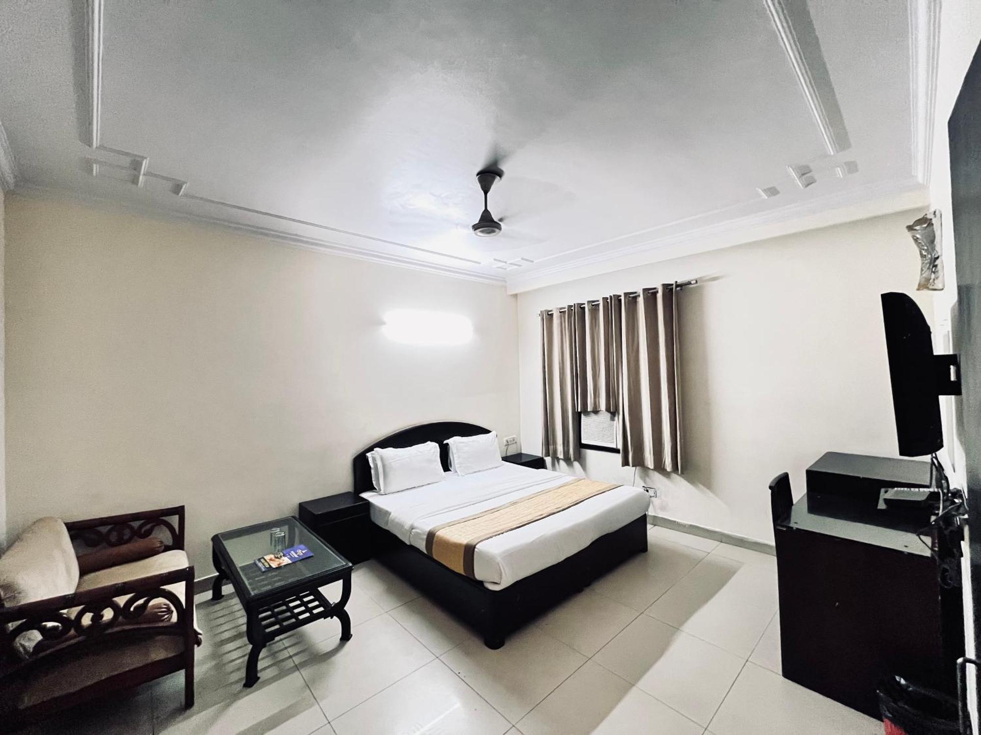 Ashoka Hotel Karol Bagh Delhi Нью-Дели Экстерьер фото