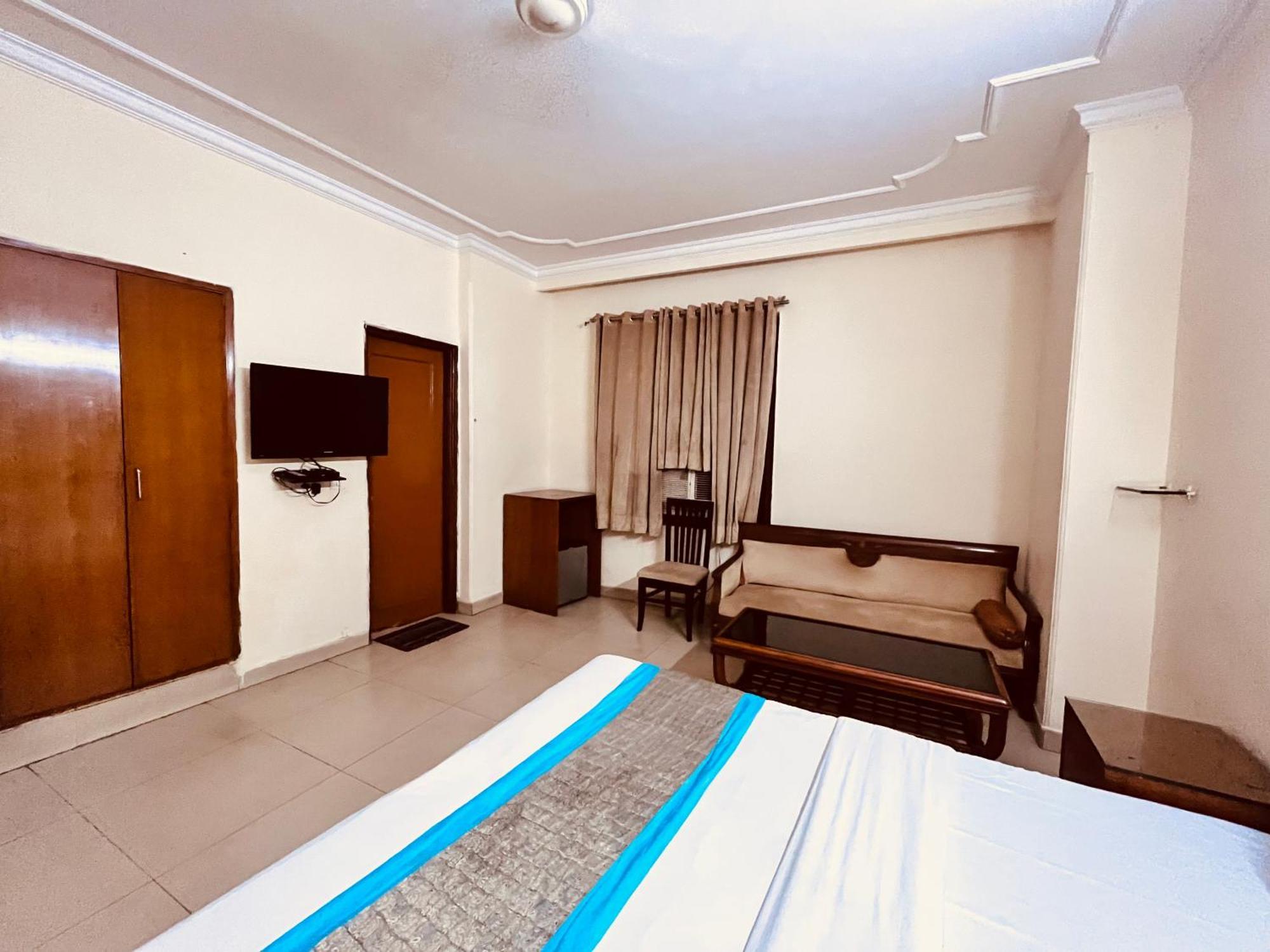 Ashoka Hotel Karol Bagh Delhi Нью-Дели Экстерьер фото