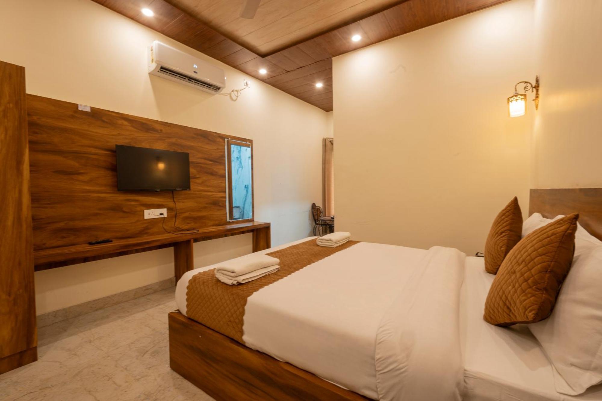 Ashoka Hotel Karol Bagh Delhi Нью-Дели Экстерьер фото